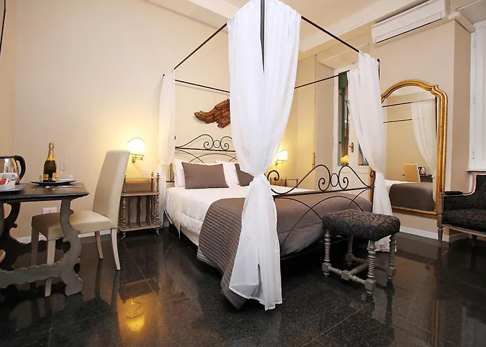 Amica Roma Guest House